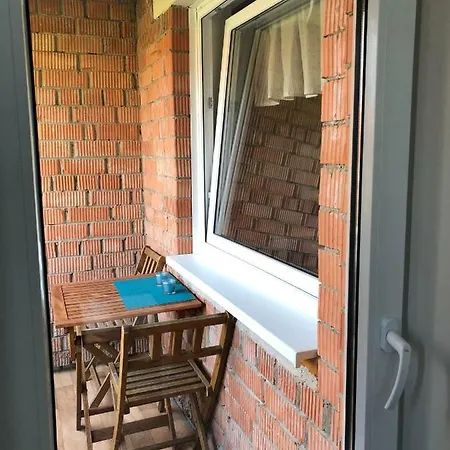1-bedroom In Centre Apartment *